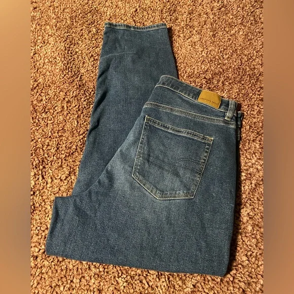 American Eagle mom jeans size 14, new with tag - Picture 7 of 9